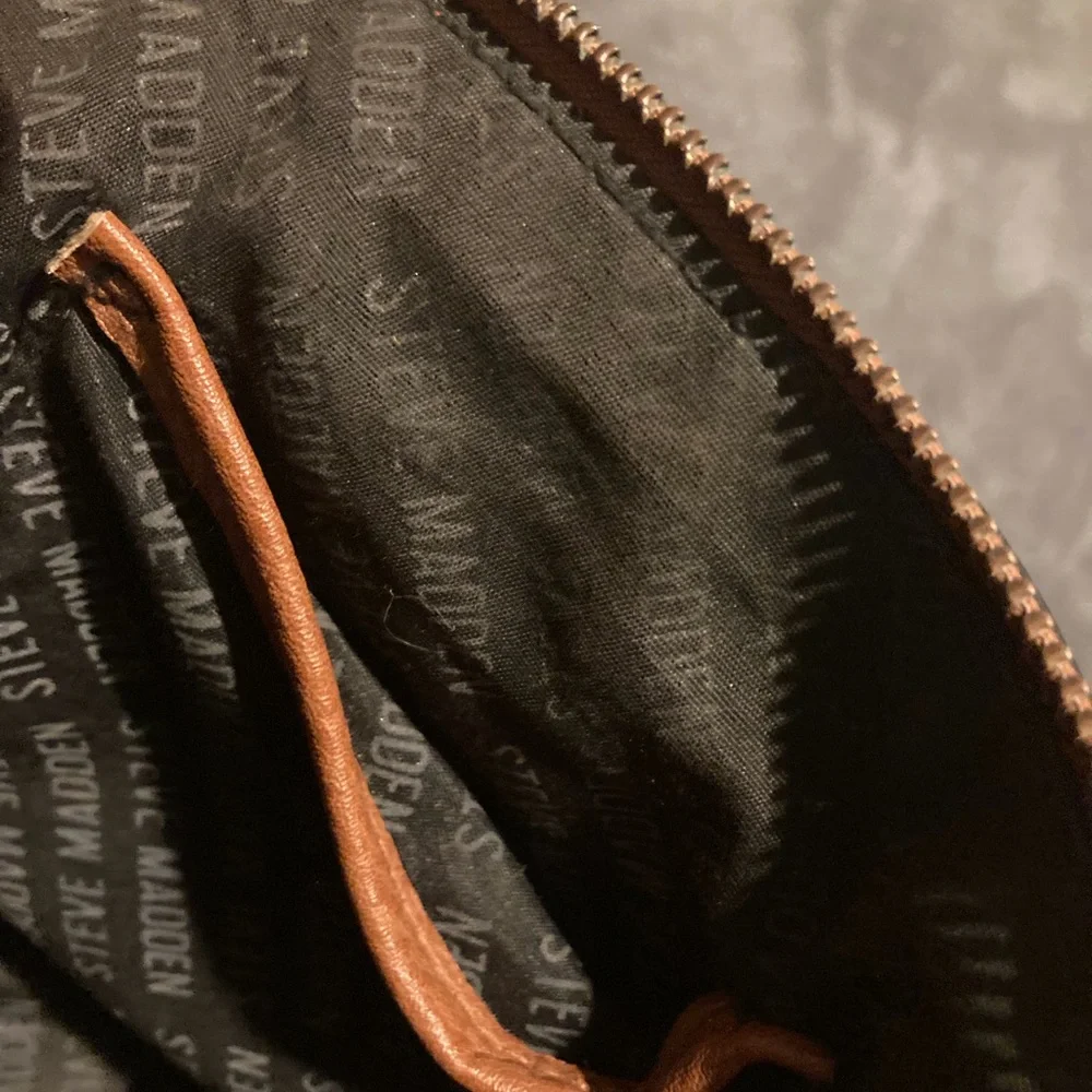 Steve Madden Brown Crossbody Bag - Picture 9 of 9